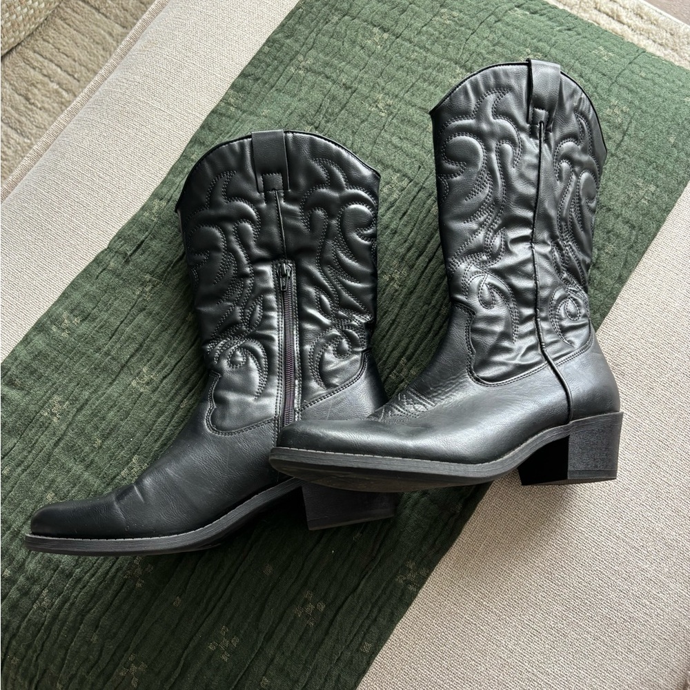 Steve Madden Black Western Embroidered Shaft Boots - Picture 2 of 7
